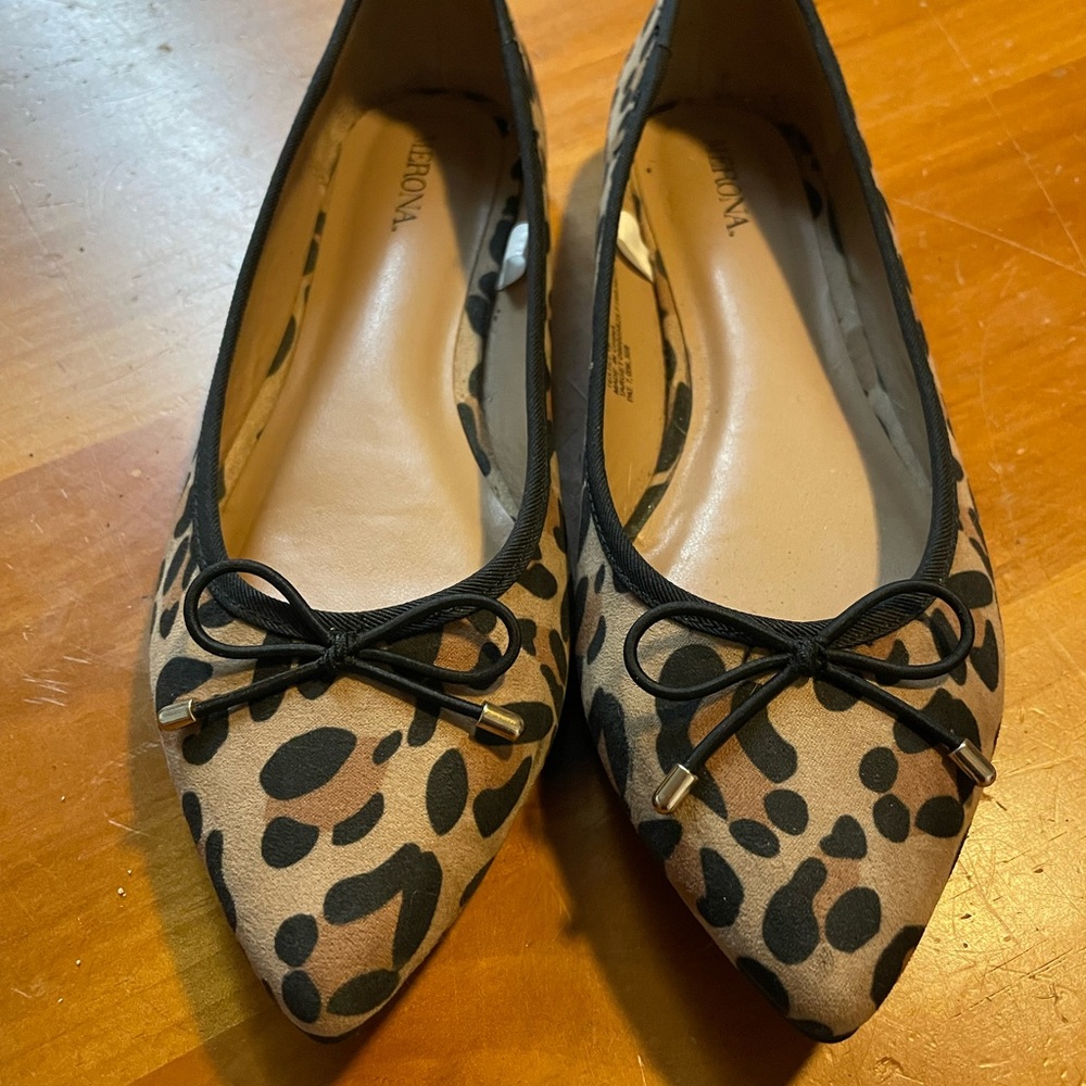 Merona leopard print flats size 6.5